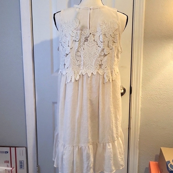Umgee Cream Battenberg Lace Dress - Picture 4 of 8